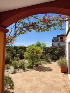 obrázek - Luxury 3-bedroom apartment with huge garden, Las Encinas, Costa Esuri, Ayamonte