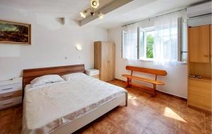 Nice Apartment In Labin With Kitchen