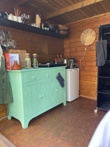 Luxury Experience in Off The Grid Lodge at an Amazing Lake Vinkeveense Plassen