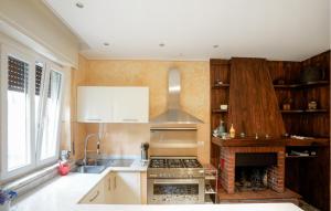 Beautiful Apartment In Corsanico