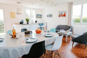 Maisons de vacances Cremiou on the beach : photos des chambres