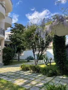 Apartments In Villa - Striano