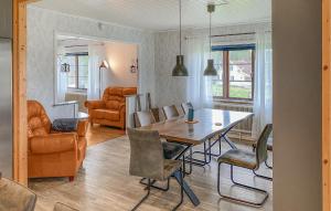 5 Bedroom Amazing Home In Tingsryd