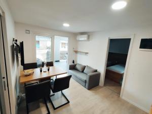 Mobilheim-Pia Superb, mit Pool, Top für Familien mit Kindern 