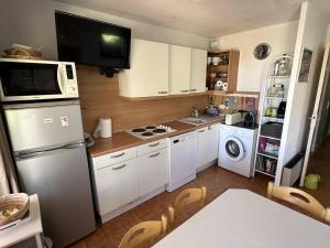 Appartement avec terrasse ensoleillée pour 6 personnes à Sainte-Maxime - FR-1-768-77