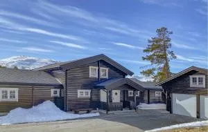 4 Bedroom Awesome Home In Bjorli - Lesjaskog