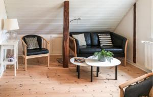 Holiday Home Hodde With Fireplace