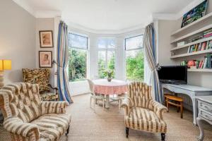 Pass the Keys Exquisite Flat - Ten minutes to Central London