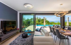 Stunning Home In Malinska 