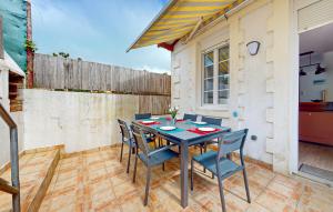 3 Bedroom Amazing Home In Royan