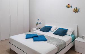 2 Bedroom Awesome Apartment In Pozzallo