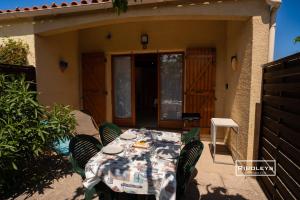 Maisons de vacances Charmante maison climatisee a 2km de la plage : photos des chambres