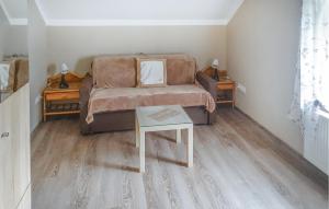 Cozy Apartment In Jelesnia