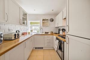 Live the coastal cottage dream in Dorset AONB