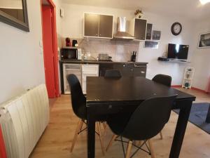 Appartements n1 F2 40m2 avec petit jardin : photos des chambres