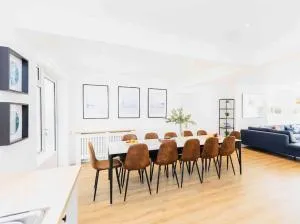 Luxury SeaWay sleeps 12, playroom/xbox - 新米尔顿