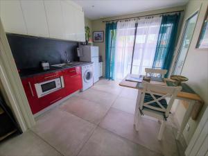 Gîte à SAINT ANDRE DE LA MARCHE proche du Puy du foù