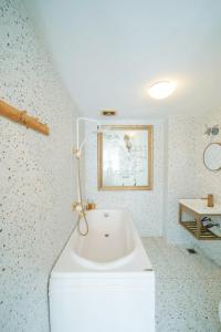 Langmandi Experience Phủ Doãn