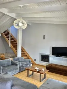 Villa belle by Joanna - Vravrona