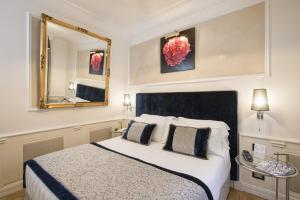 Small Double or Twin Room room in The Britannia Hotel