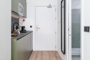 Limehome Valencia Carrer dAntonio Ferrandis