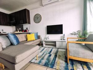 OCEAN GEM-Back up power, Families & Couples, Umdloti