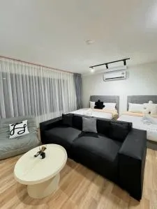 KLCity High Floor NewDuplex 8-10pax - Kampong Sri Medan