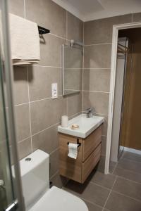 Appartements studio cosy proche de la plage : photos des chambres