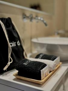 Seaport Apartment STUDIO Austral 401