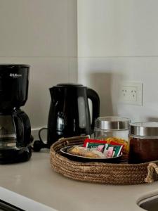 Seaport Apartment STUDIO Austral 401