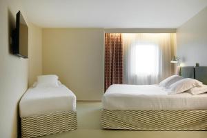Hotels Hotel des Victoires - Restaurant : photos des chambres