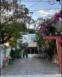 Cálido Estudio con AC,Wifi,Alberca, Auto Check-in #14 - Chenkú