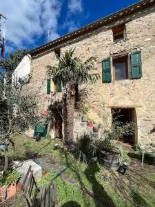 Charmante maison à Fillols - Taurinya