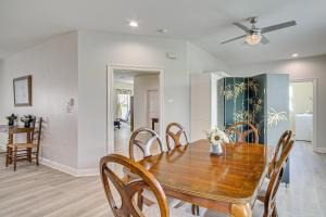 Waveland Vacation Rental - Walk to the Beach!