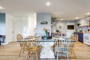 Sevierville Home with Mountain and Countryside Views