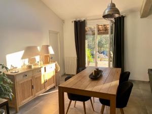 Villa au calme dans un domaine boisé