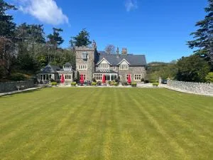 The Manor Boutique Hotel Restaurant and Bar - Llansantffraid Glan Conwy