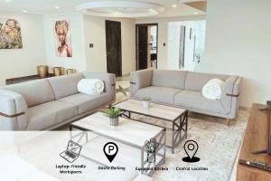 Luxe Polanco Home Private Yard TVs in Each Room