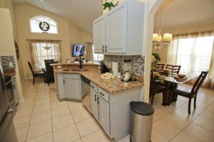 Gorgeous 4 Bed Home In Gated Community! villa