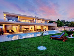 Afionas Aethereum Luxury Villa Concept by DadoVillas
