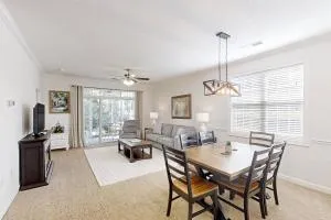 Kings Manor - Briarwood