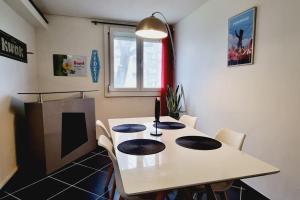 Appartements *Le Pani Pwoblem* Plage & Centre : photos des chambres