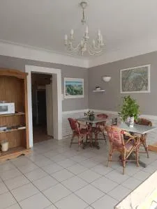 Hotel Le Beauregard - 格朗