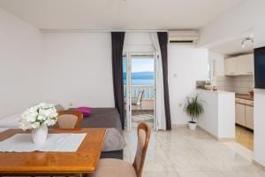 Seaview Apartment Gogi