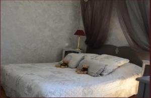 Maisons d'hotes Les Trois Faisans : photos des chambres