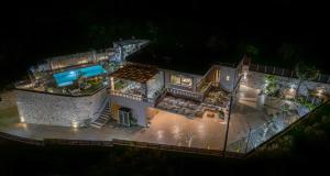 Villa Lady Dafni with private heated pool