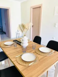 Georgias Brighthouse - Nea Kerasounta