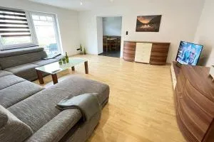 Shine Apartment Schwarzenfeld - 施瓦岑费尔德