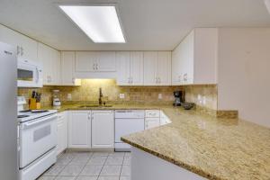 Pool on the Beach Airy Orange Beach Condo!