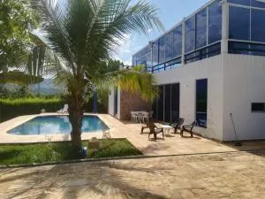 Casa Quinta Carmen de Apicalá - Alejandro Bernate